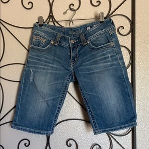 Miss Me Bermuda shorts